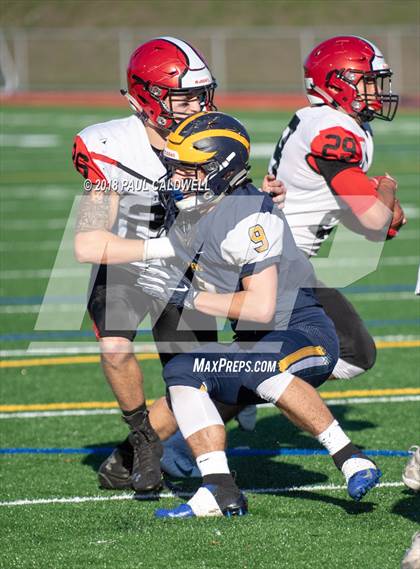 Thumbnail 2 in Yelm @ Bellevue (WIAA 3A Quarterfinal) photogallery.