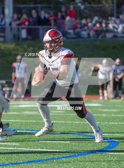 Thumbnail 3 in Yelm @ Bellevue (WIAA 3A Quarterfinal) photogallery.