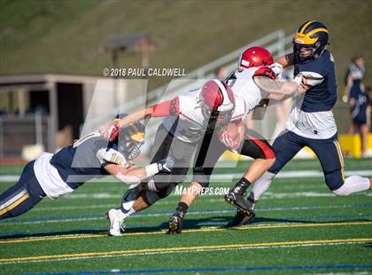 Thumbnail 2 in Yelm @ Bellevue (WIAA 3A Quarterfinal) photogallery.