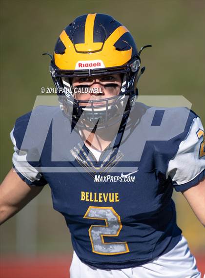 Thumbnail 2 in Yelm @ Bellevue (WIAA 3A Quarterfinal) photogallery.
