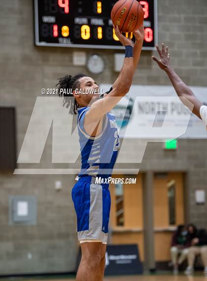 Thumbnail 1 in Winter Haven vs. Ingraham (Hardwood Invite 1st Round) photogallery.