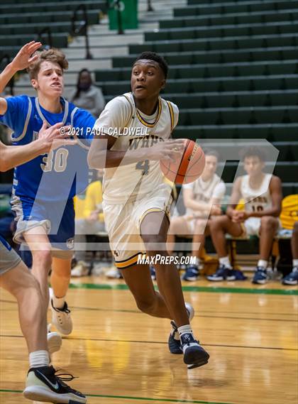 Thumbnail 3 in Winter Haven vs. Ingraham (Hardwood Invite 1st Round) photogallery.