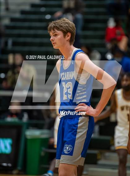 Thumbnail 3 in Winter Haven vs. Ingraham (Hardwood Invite 1st Round) photogallery.