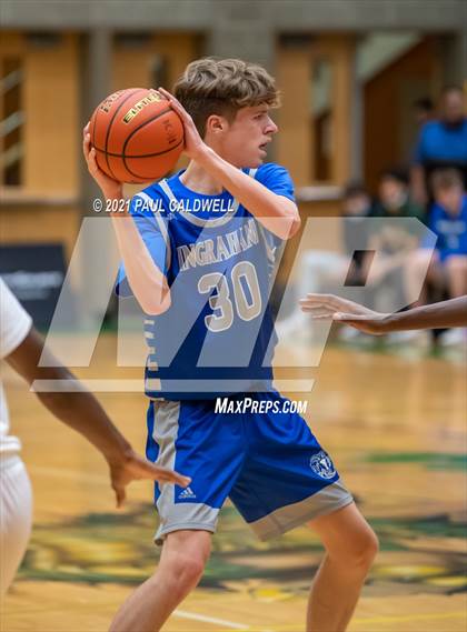Thumbnail 1 in Winter Haven vs. Ingraham (Hardwood Invite 1st Round) photogallery.