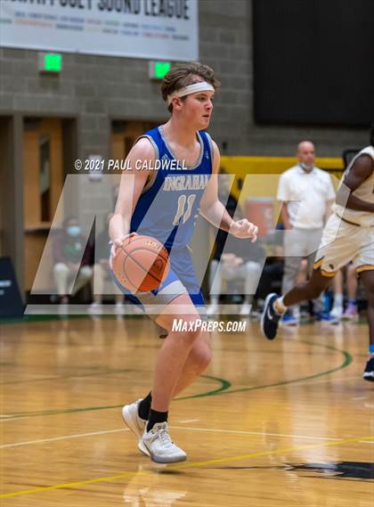 Thumbnail 2 in Winter Haven vs. Ingraham (Hardwood Invite 1st Round) photogallery.