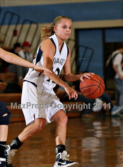 Thumbnail 2 in Farragut vs Anderson County (Kroger Thanksgiving Classic) photogallery.