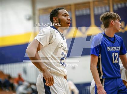 Thumbnail 2 in Euclid vs. Brunswick photogallery.