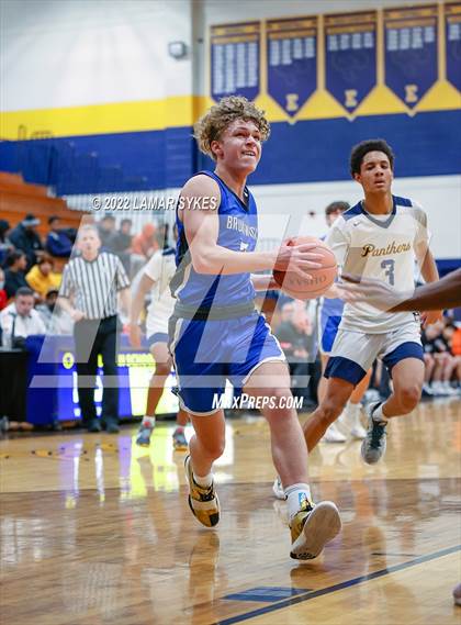 Thumbnail 2 in Euclid vs. Brunswick photogallery.