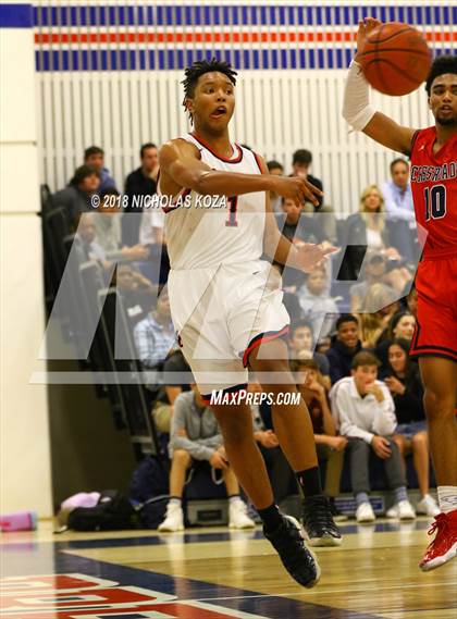 Thumbnail 2 in Crossroads vs. Brentwood School photogallery.