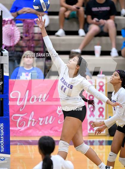 Thumbnail 2 in Crowley @ Weatherford photogallery.