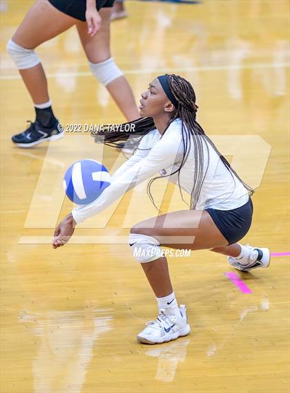Thumbnail 3 in Crowley @ Weatherford photogallery.