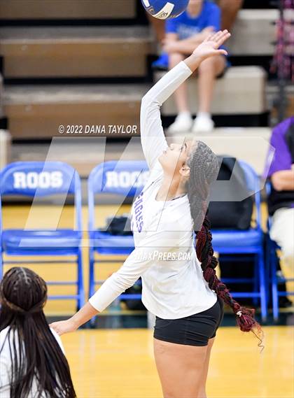 Thumbnail 3 in Crowley @ Weatherford photogallery.