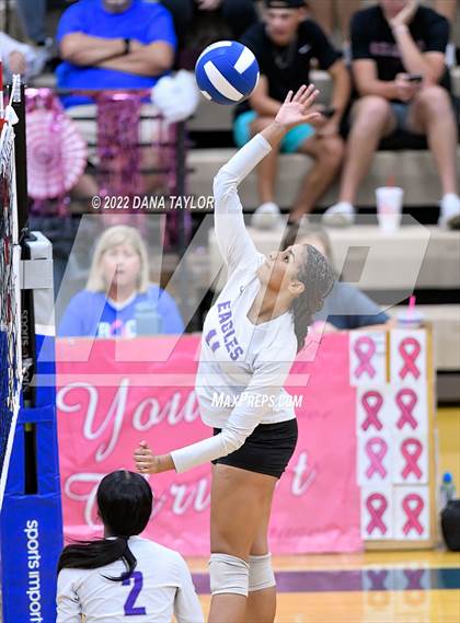 Thumbnail 1 in Crowley @ Weatherford photogallery.