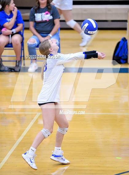 Thumbnail 2 in Crowley @ Weatherford photogallery.