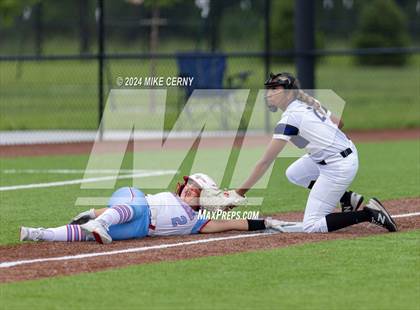 Thumbnail 2 in Shawnee Heights @ Piper (KSHSAA 5A East Region 3 Final) photogallery.
