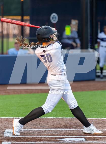 Thumbnail 2 in Shawnee Heights @ Piper (KSHSAA 5A East Region 3 Final) photogallery.