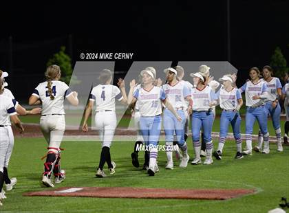 Thumbnail 2 in Shawnee Heights @ Piper (KSHSAA 5A East Region 3 Final) photogallery.