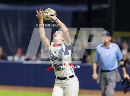 Thumbnail 3 in Shawnee Heights @ Piper (KSHSAA 5A East Region 3 Final) photogallery.