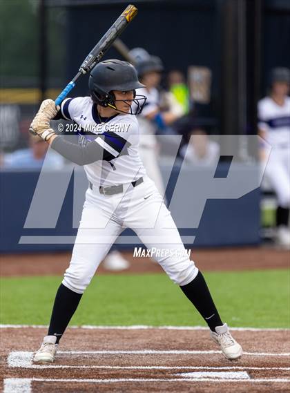 Thumbnail 2 in Shawnee Heights @ Piper (KSHSAA 5A East Region 3 Final) photogallery.