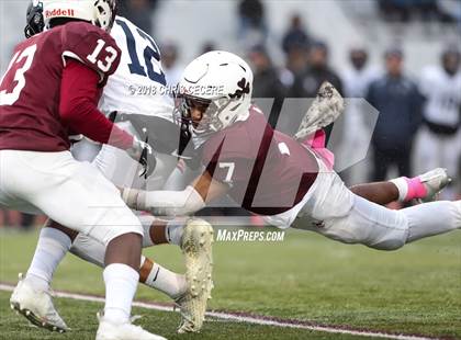 Thumbnail 2 in Pittsford vs. Aquinas Institute (Section 5 Class AA Semifinal) photogallery.