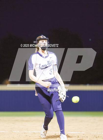 Thumbnail 2 in Reedy @ Lone Star photogallery.