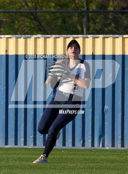 Thumbnail 1 in Reedy @ Lone Star photogallery.