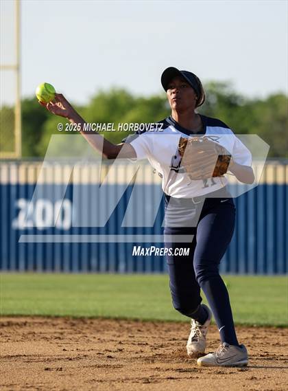 Thumbnail 3 in Reedy @ Lone Star photogallery.