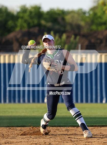 Thumbnail 3 in Reedy @ Lone Star photogallery.