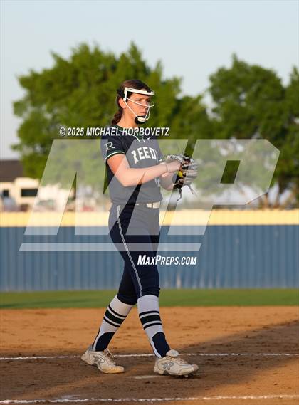 Thumbnail 3 in Reedy @ Lone Star photogallery.