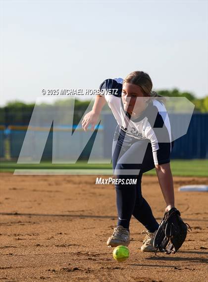 Thumbnail 2 in Reedy @ Lone Star photogallery.