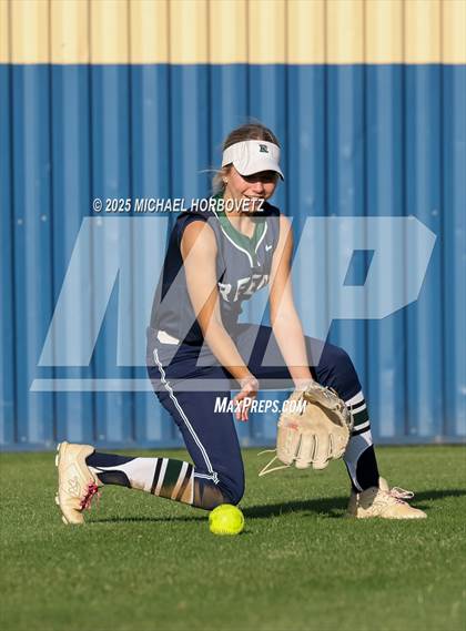 Thumbnail 3 in Reedy @ Lone Star photogallery.