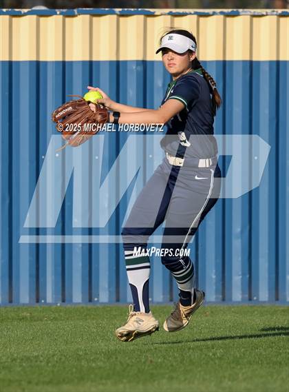 Thumbnail 2 in Reedy @ Lone Star photogallery.