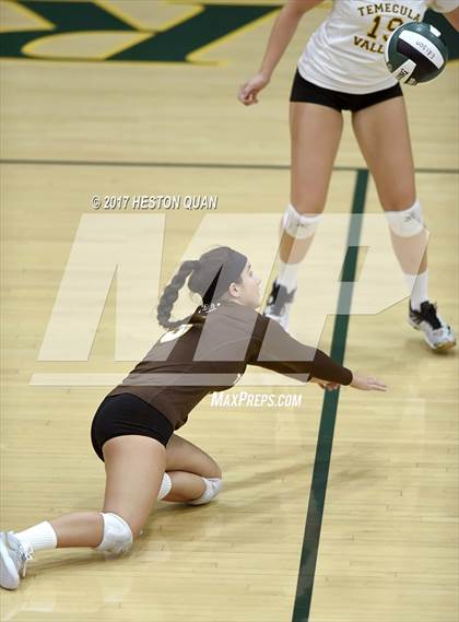 Thumbnail 2 in Temecula Valley vs Long Beach Poly (Dave Mohs Tournament) photogallery.