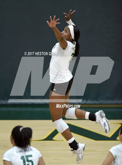 Thumbnail 2 in Temecula Valley vs Long Beach Poly (Dave Mohs Tournament) photogallery.