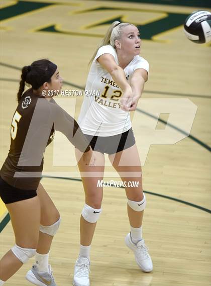 Thumbnail 2 in Temecula Valley vs Long Beach Poly (Dave Mohs Tournament) photogallery.