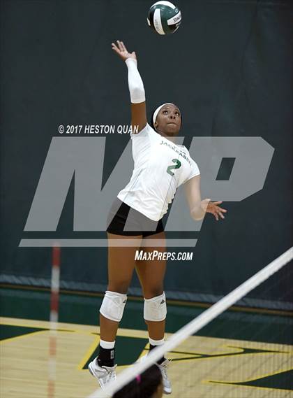 Thumbnail 1 in Temecula Valley vs Long Beach Poly (Dave Mohs Tournament) photogallery.