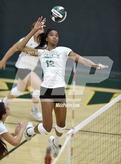Thumbnail 3 in Temecula Valley vs Long Beach Poly (Dave Mohs Tournament) photogallery.