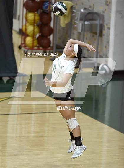 Thumbnail 3 in Temecula Valley vs Long Beach Poly (Dave Mohs Tournament) photogallery.