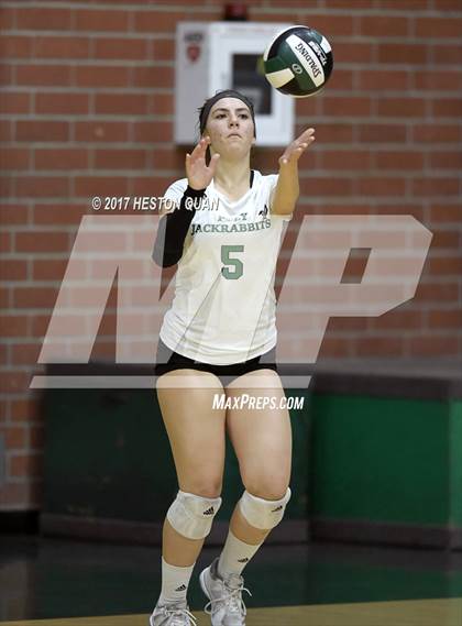 Thumbnail 2 in Temecula Valley vs Long Beach Poly (Dave Mohs Tournament) photogallery.