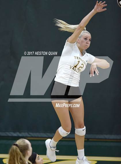 Thumbnail 2 in Temecula Valley vs Long Beach Poly (Dave Mohs Tournament) photogallery.