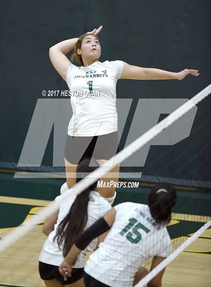Thumbnail 3 in Temecula Valley vs Long Beach Poly (Dave Mohs Tournament) photogallery.