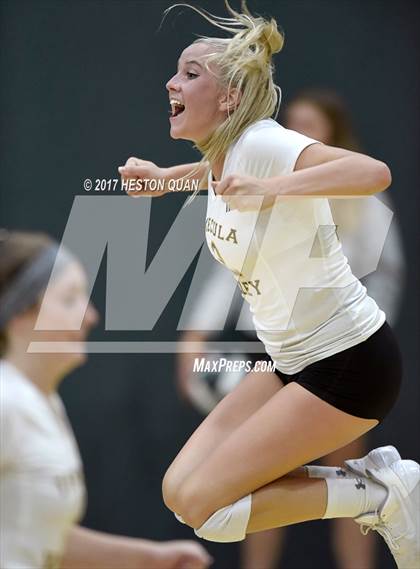Thumbnail 2 in Temecula Valley vs Long Beach Poly (Dave Mohs Tournament) photogallery.