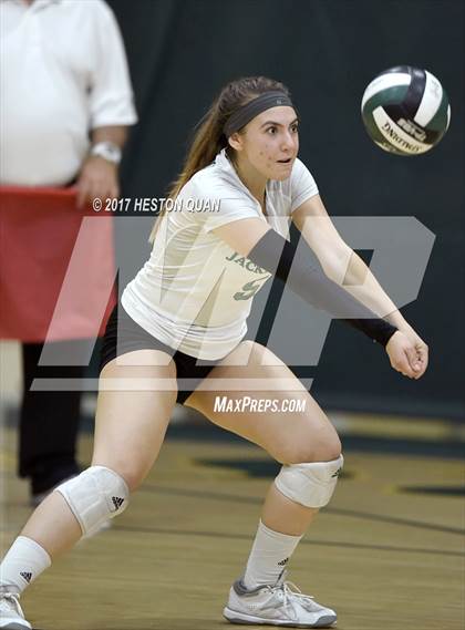 Thumbnail 3 in Temecula Valley vs Long Beach Poly (Dave Mohs Tournament) photogallery.