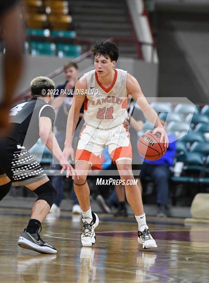 Thumbnail 2 in Pueblo South vs. Lewis-Palmer (CHSAA 4A State Final) photogallery.