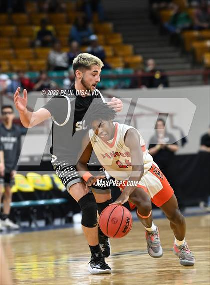Thumbnail 2 in Pueblo South vs. Lewis-Palmer (CHSAA 4A State Final) photogallery.