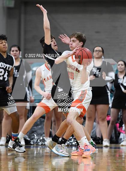 Thumbnail 1 in Pueblo South vs. Lewis-Palmer (CHSAA 4A State Final) photogallery.