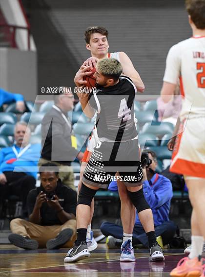 Thumbnail 1 in Pueblo South vs. Lewis-Palmer (CHSAA 4A State Final) photogallery.