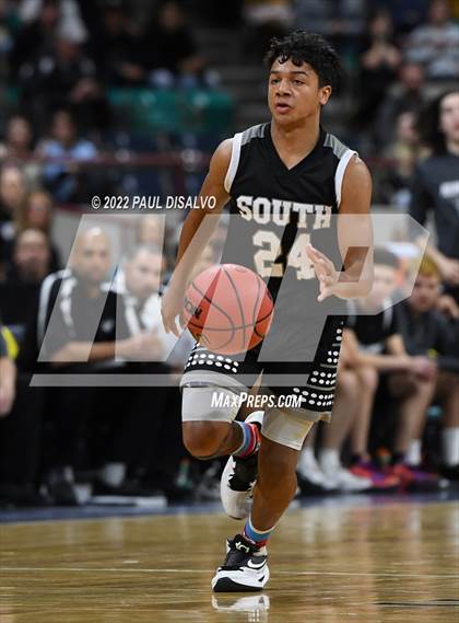 Thumbnail 2 in Pueblo South vs. Lewis-Palmer (CHSAA 4A State Final) photogallery.