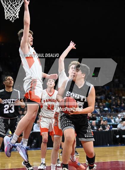Thumbnail 1 in Pueblo South vs. Lewis-Palmer (CHSAA 4A State Final) photogallery.