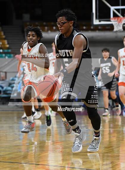 Thumbnail 1 in Pueblo South vs. Lewis-Palmer (CHSAA 4A State Final) photogallery.